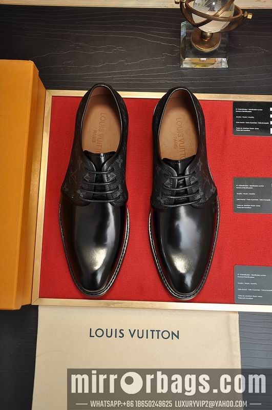 LV Replica Shoes LV sz38-45 mnf0571