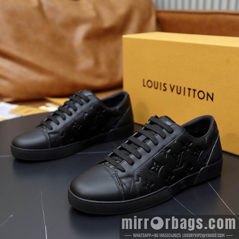 LV Replica Shoes LV sz38-45 mnf0611