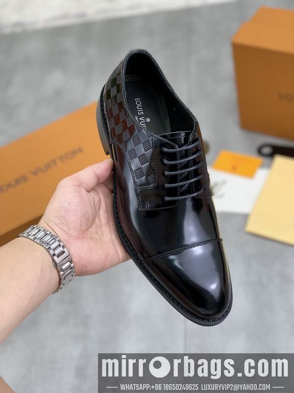 LV Replica Shoes LV sz38-45 mnf0311