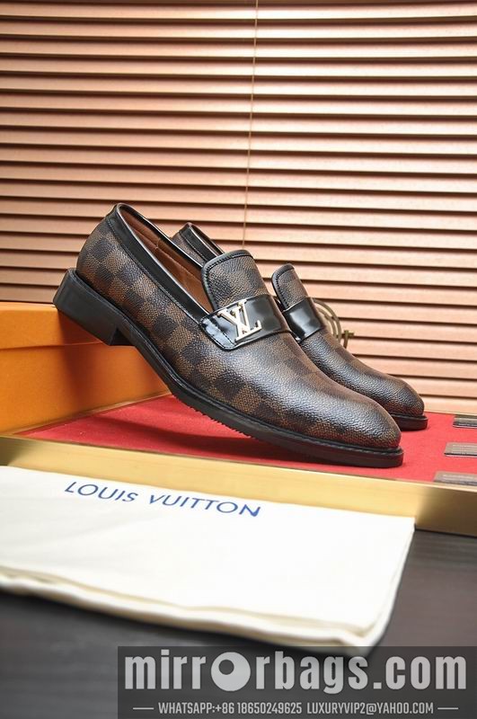 LV Replica Shoes LV sz38-45 mnf0747