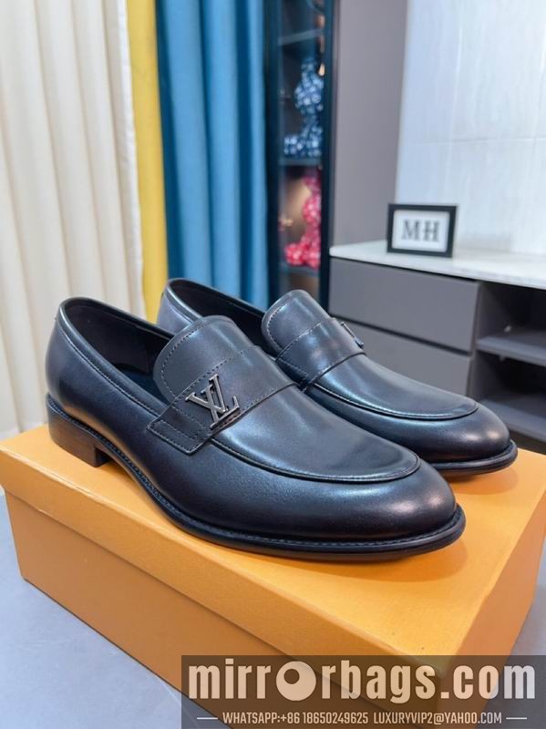 LV Replica Shoes LV sz38-44 mnf0138