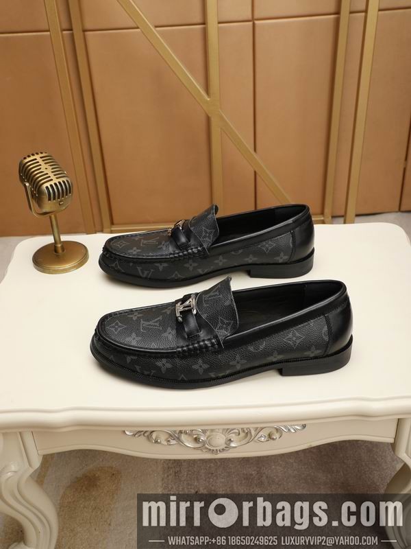LV Replica Shoes LV sz38-44 mnf0549