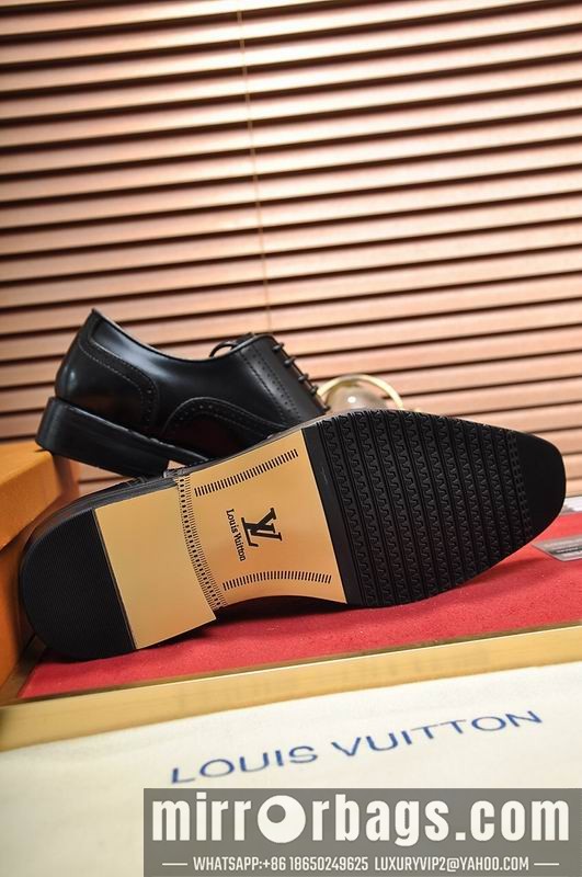 LV Replica Shoes LV sz38-45 mnf0702
