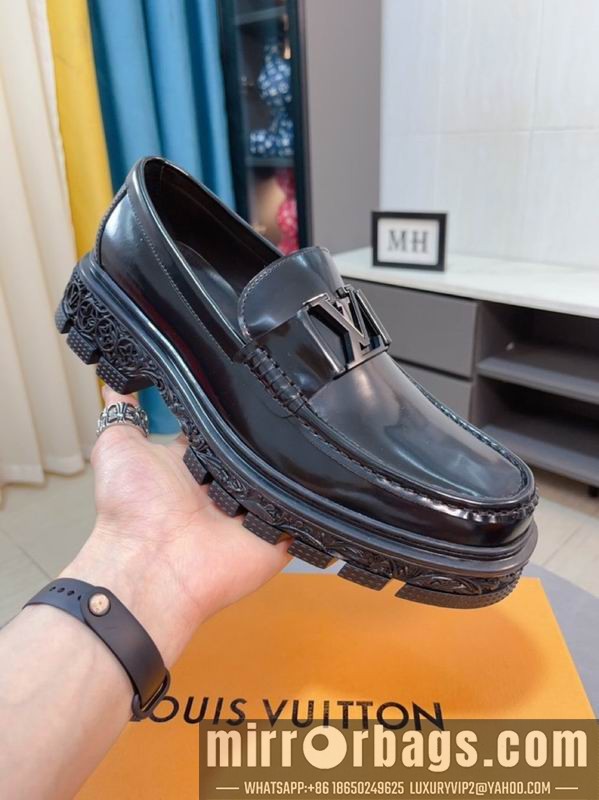 LV Replica Shoes LV sz39-45 mnf0431