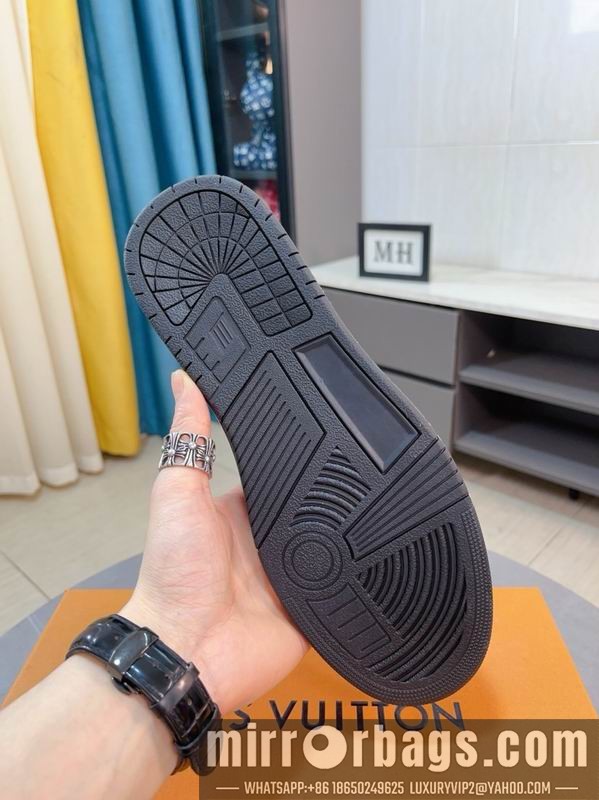 LV Replica Shoes LV sz38-44 mnf0607