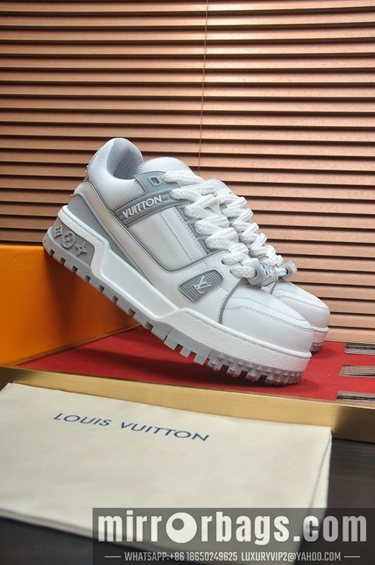 LV Replica Shoes LV sz38-45 mnf0634
