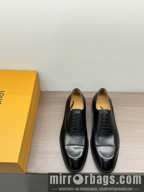 LV Replica Shoes LV sz38-45 mnf0117