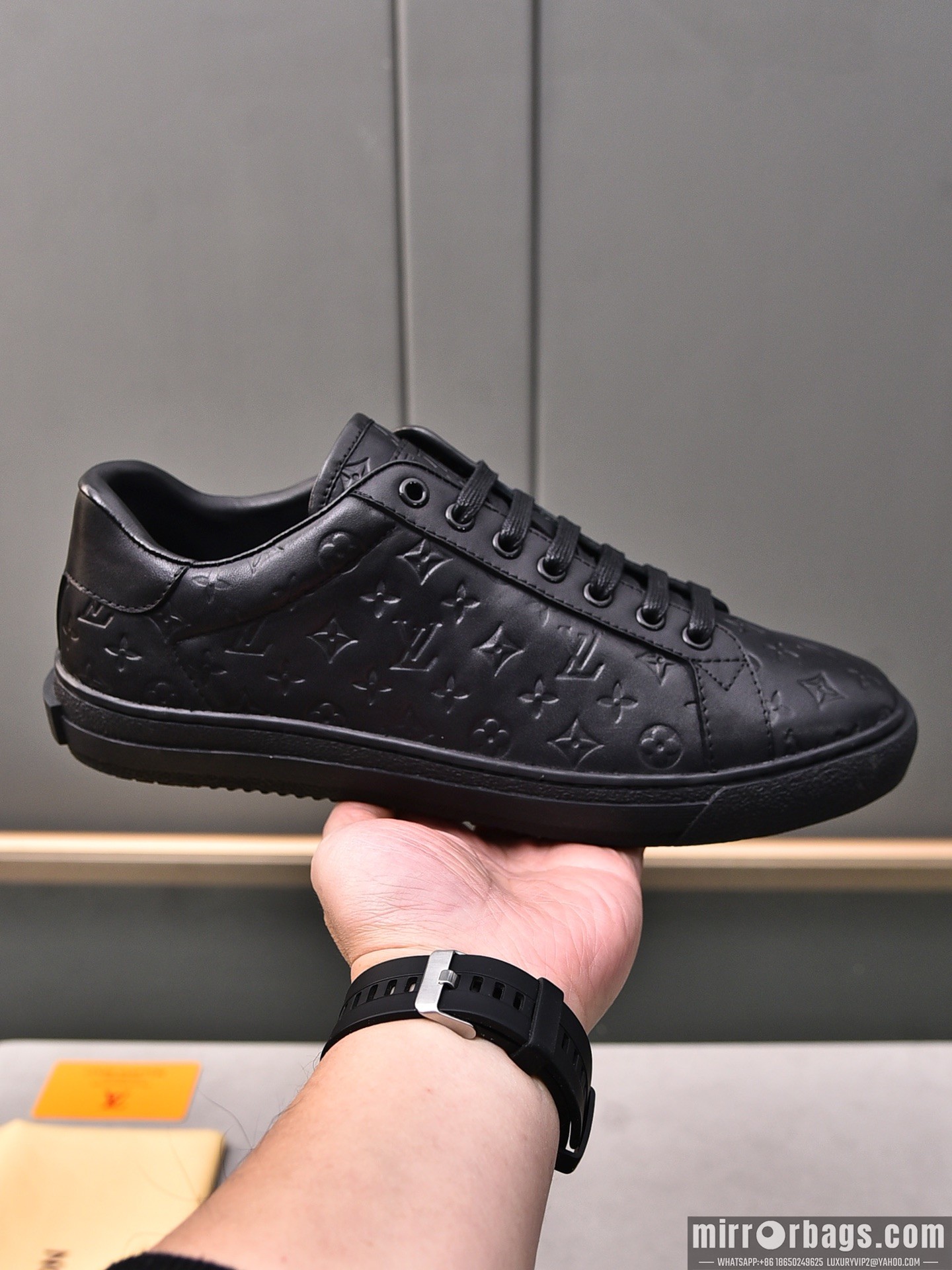 LV Replica Shoes LV sz38-44 hnh0215
