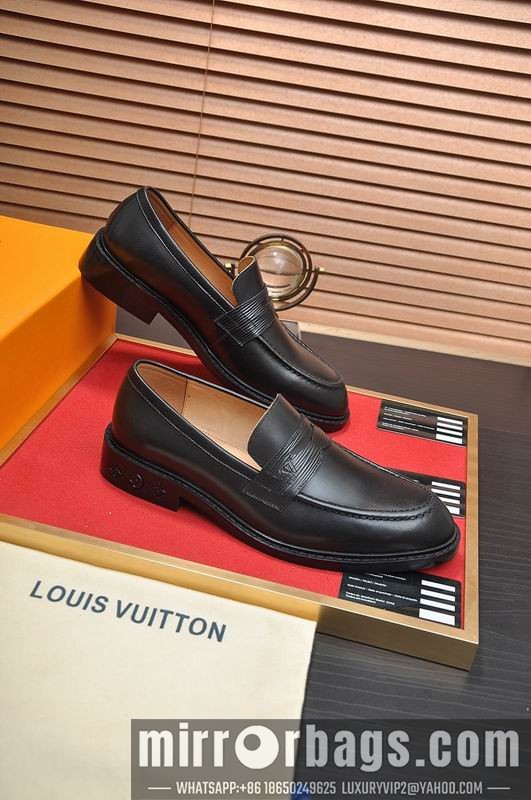 LV Replica Shoes LV sz38-45 mnf0734