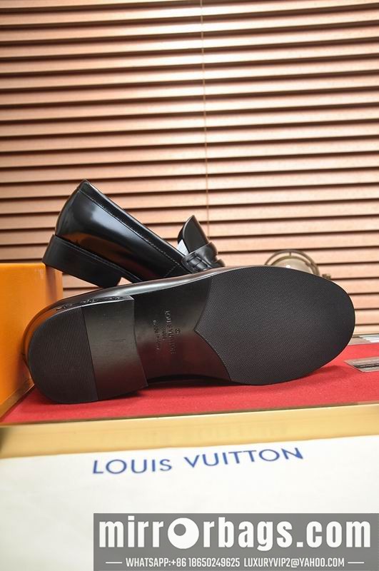 LV Replica Shoes LV sz38-45 mnf0749