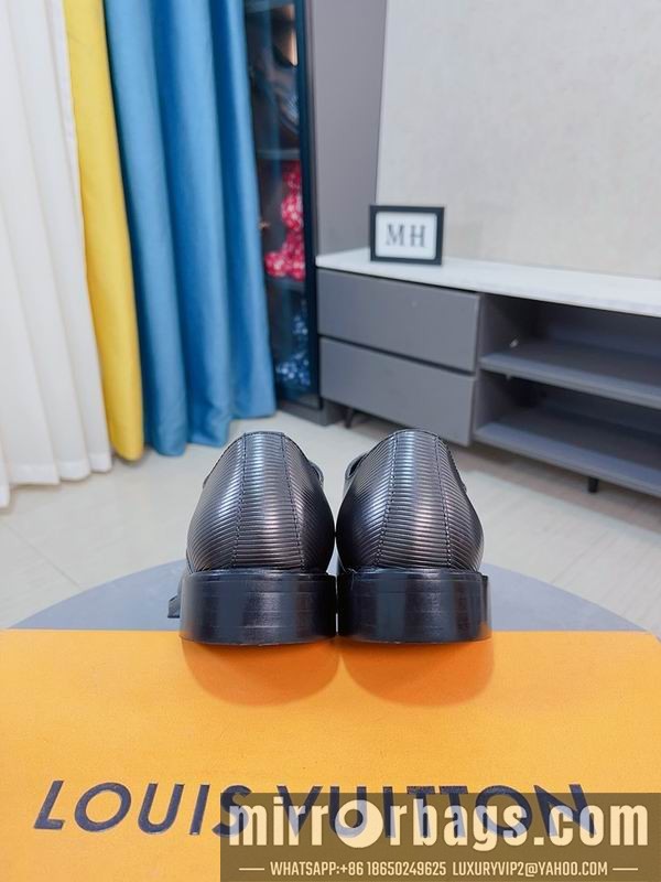 LV Replica Shoes LV sz38-44 mnf0759