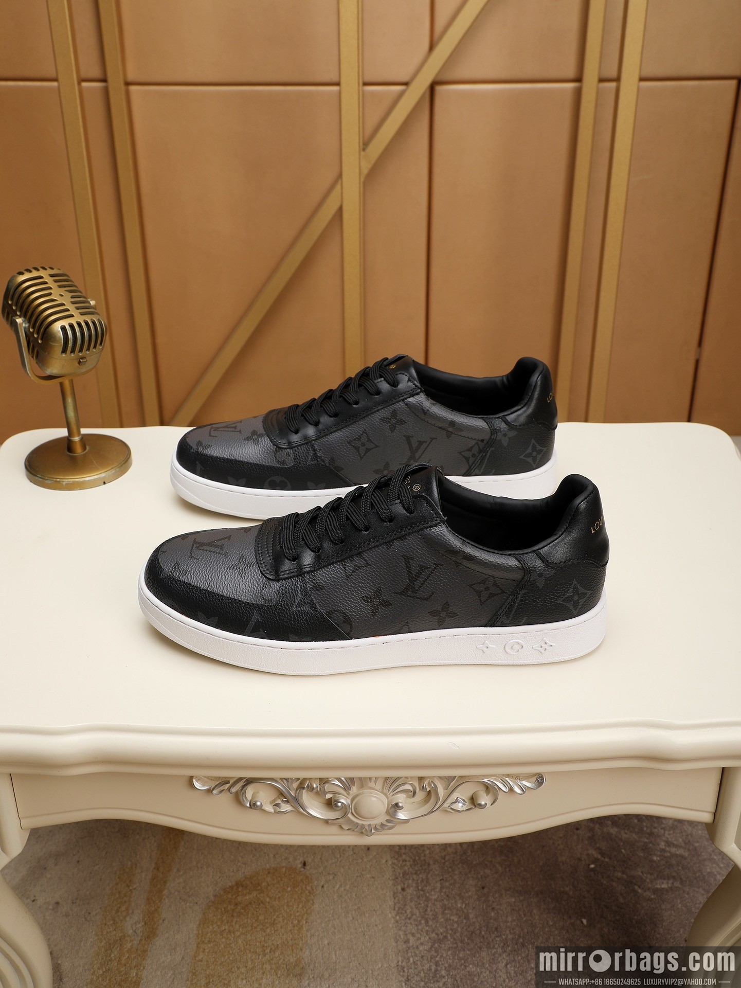 LV Replica Shoes LV sz38-44 h0911
