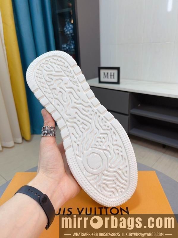 LV Replica Shoes LV sz38-44 mnf0409