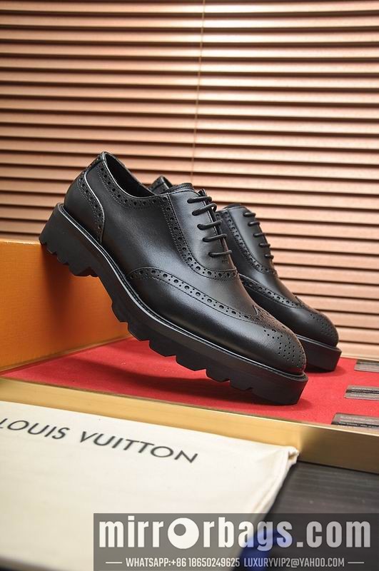 LV Replica Shoes LV sz38-45 mnf0617