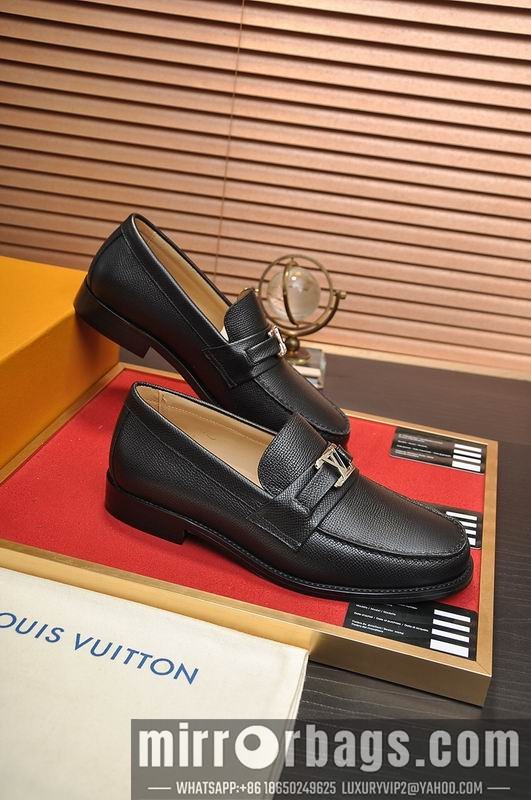 LV Replica Shoes LV sz38-45 mnf0324
