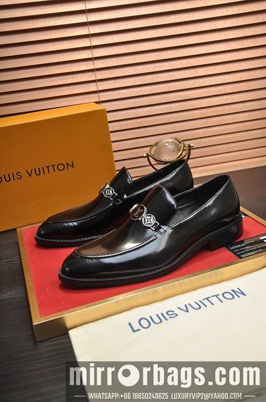 LV Replica Shoes LV sz38-45 mnf0717