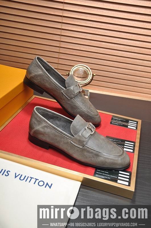 LV Replica Shoes LV sz38-45 mnf0504