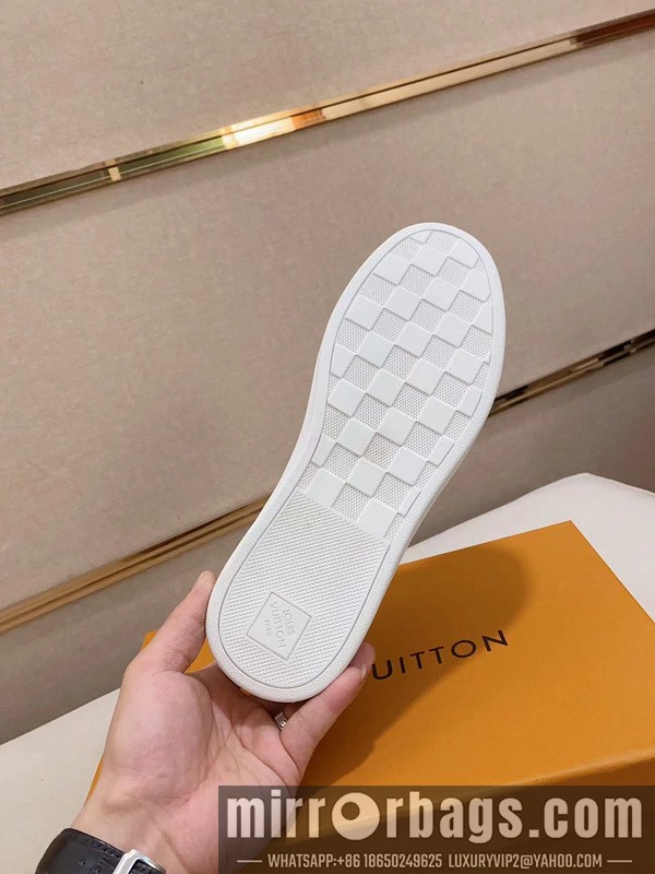LV Replica Shoes LV sz38-44 8qh1002