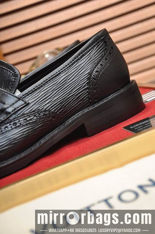 LV Replica Shoes LV sz38-44 0692