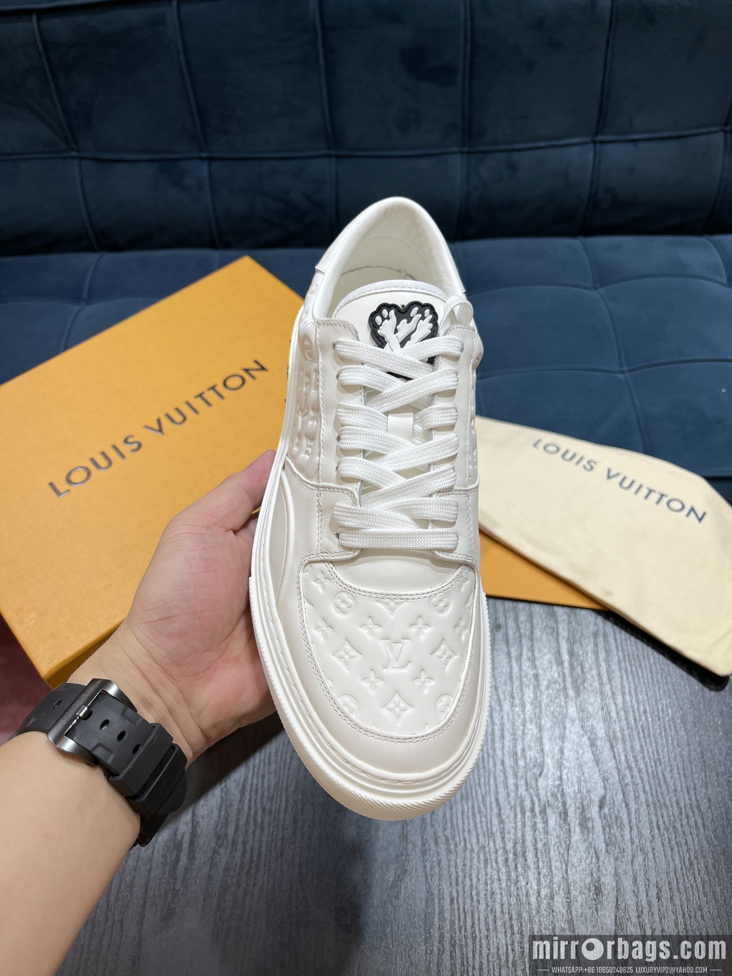 LV Replica Shoes LV sz38-44 hnh0243