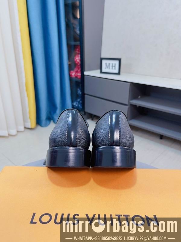 LV Replica Shoes LV sz38-44 mnf0427