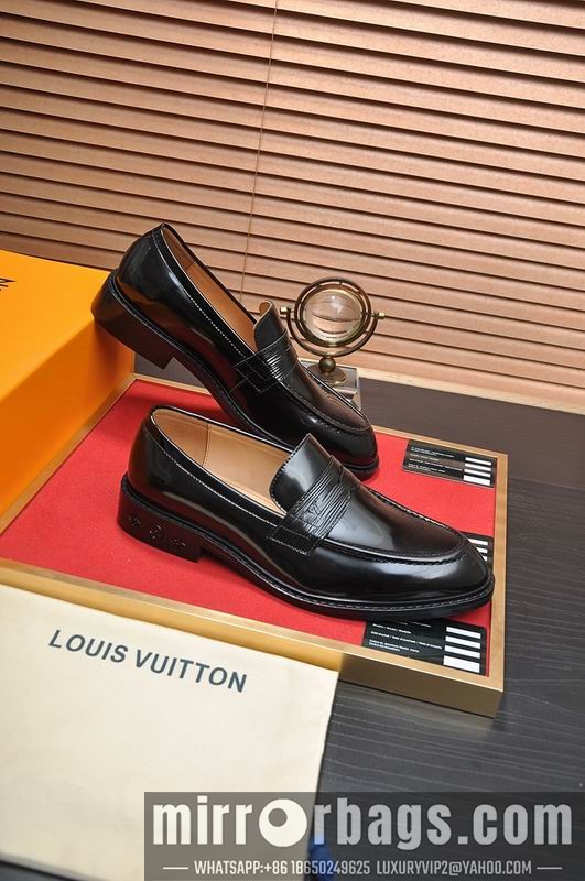 LV Replica Shoes LV sz38-45 mnf0734