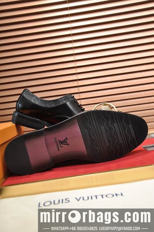 LV Replica Shoes LV sz38-45 mnf0701