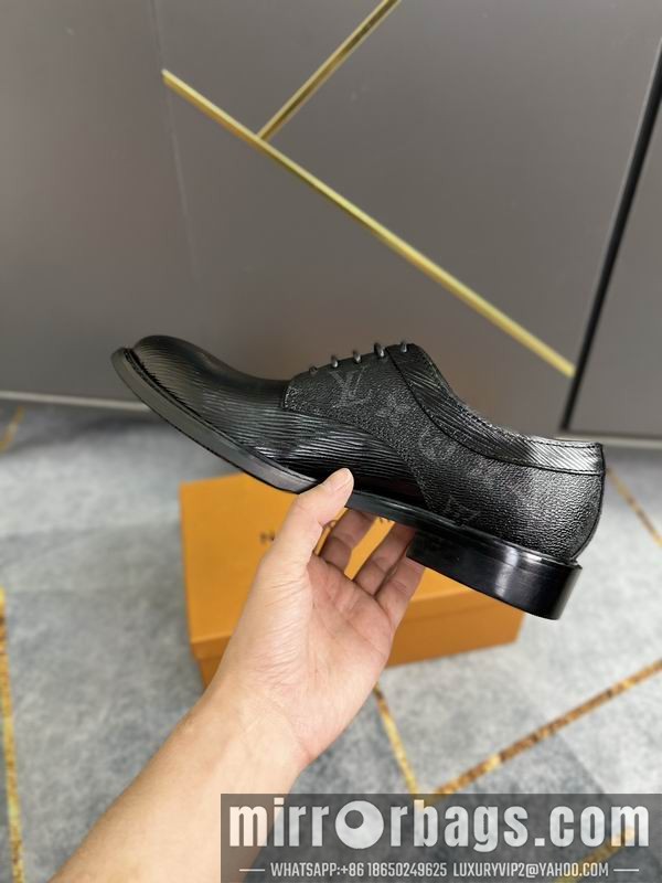 LV Replica Shoes LV sz38-44 mnf0218