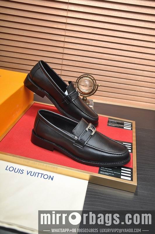 LV Replica Shoes LV sz38-45 mnf0755