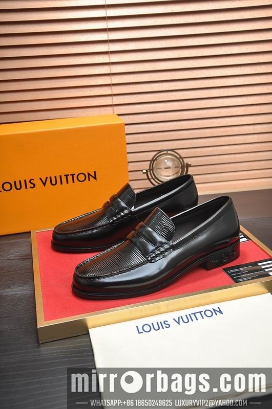 LV Replica Shoes LV sz38-45 mnf0750