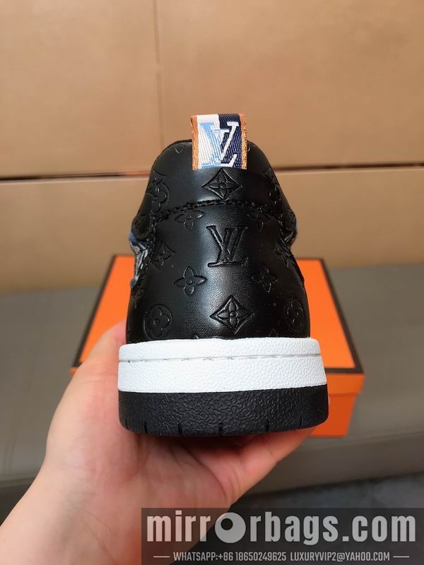 LV Replica Shoes LV sz38-44 mnf0631