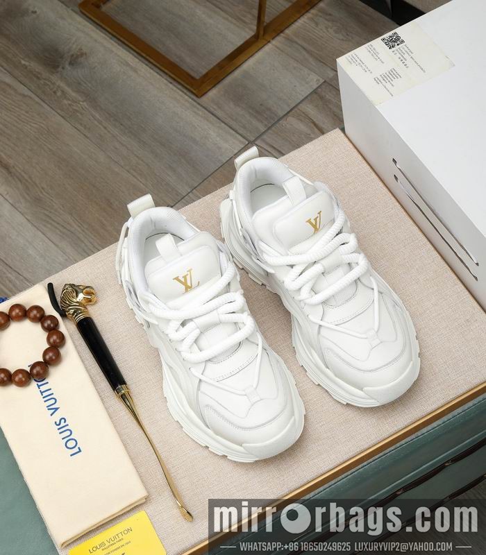 LV Replica Shoes LV sz38-44 mnf03103