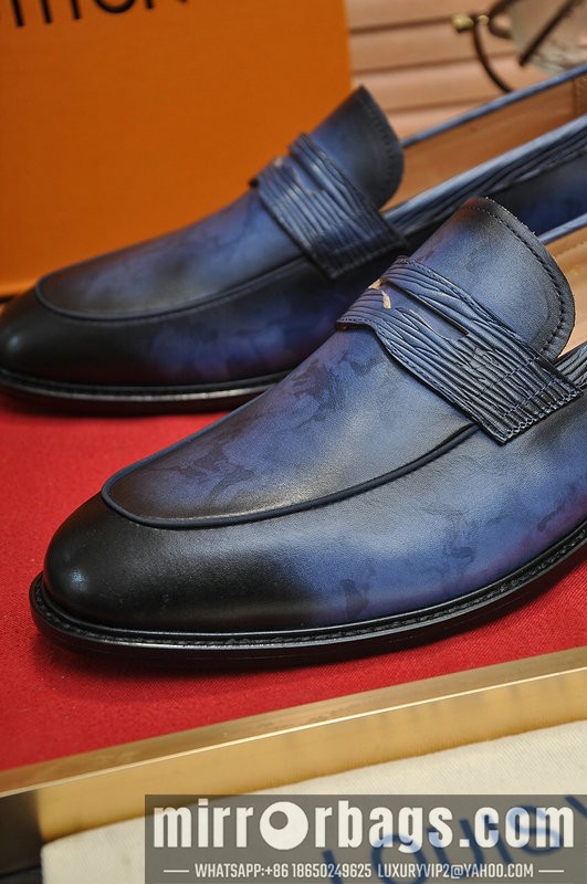 LV Replica Shoes22521240 SZ 38-44