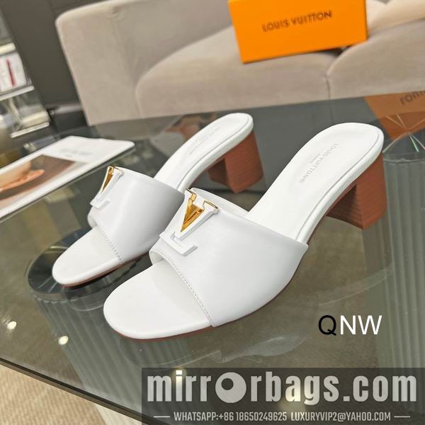 LV Replica Shoes LV sz35-40 WN0501