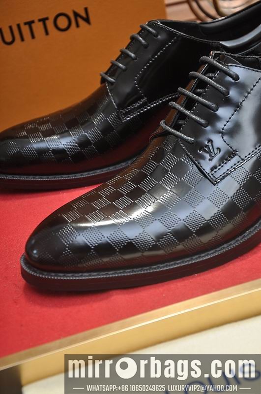 LV Replica Shoes LV sz38-45 mnf0447