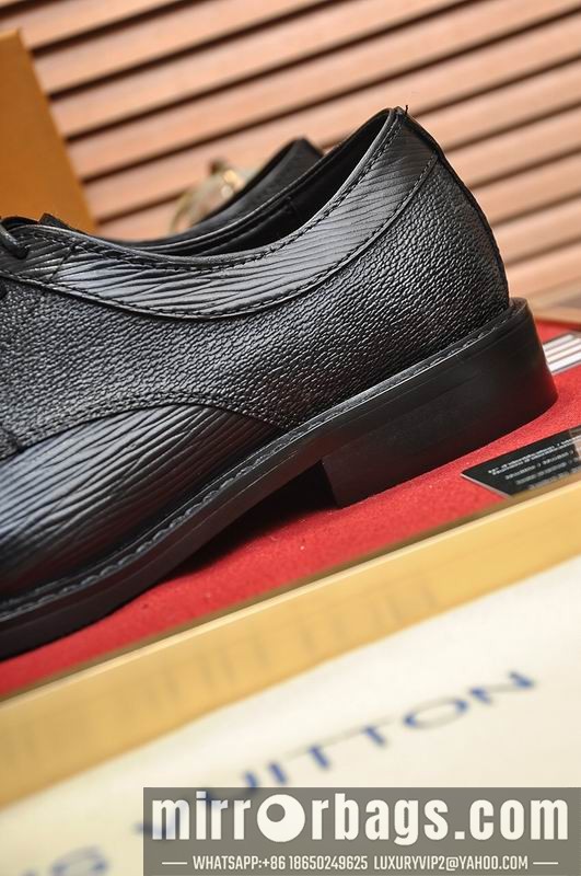 LV Replica Shoes LV sz38-45 mnf0705