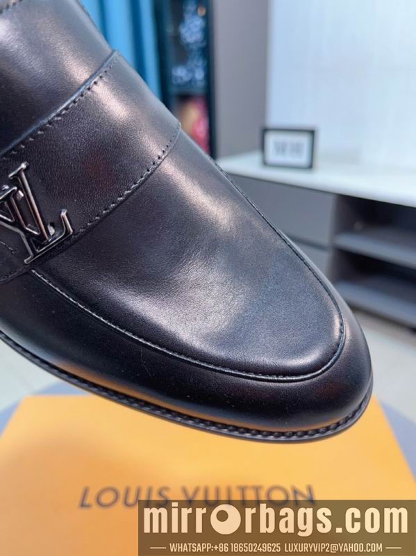 LV Replica Shoes LV sz38-44 mnf0138