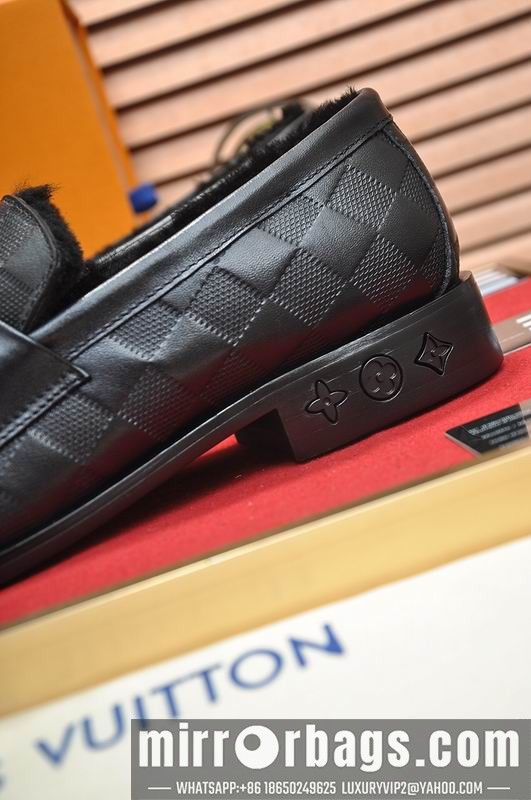 LV Replica Shoes LV sz38-45 mnf0752