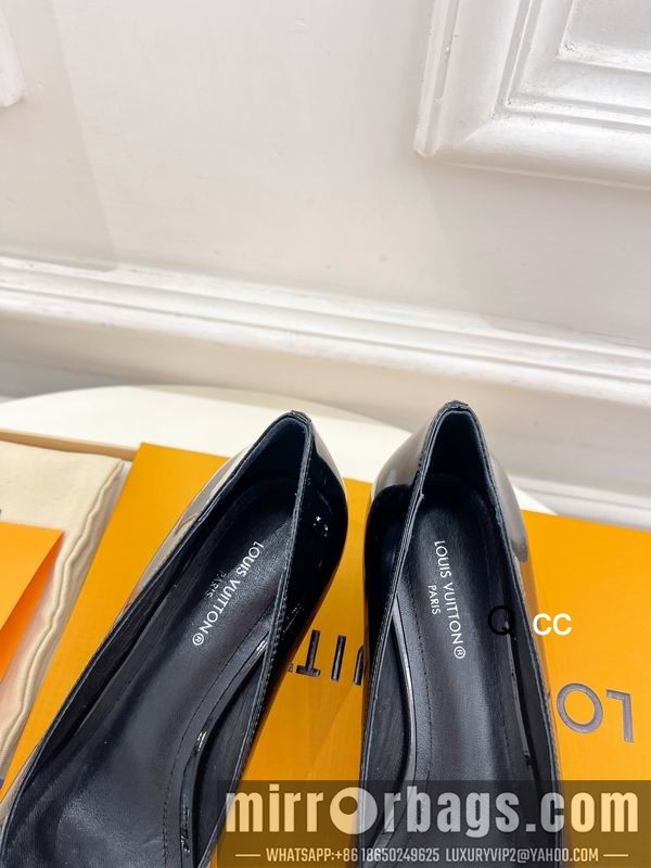 LV Replica Shoes LV sz35-40 4CM XC0310