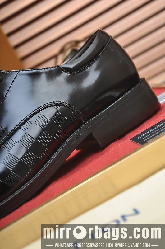 LV Replica Shoes LV sz38-45 mnf0447