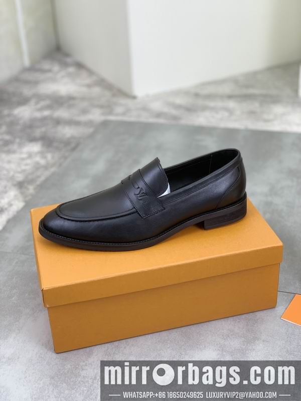 LV Replica Shoes LV sz38-44 mnf24