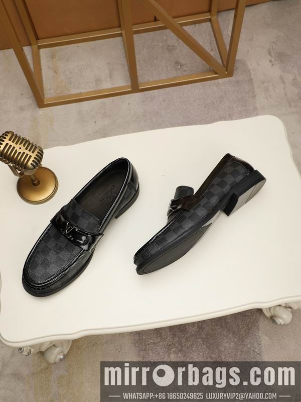 LV Replica Shoes LV sz38-44 mnf0550