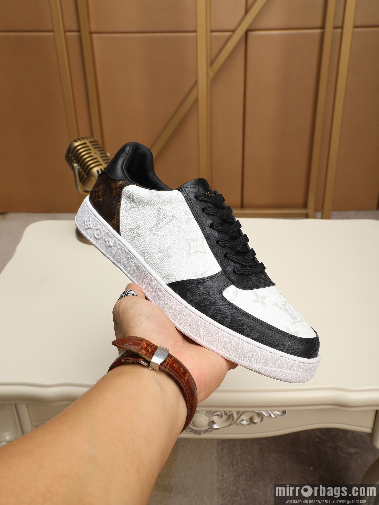 LV Replica Shoes LV sz38-44 h0911