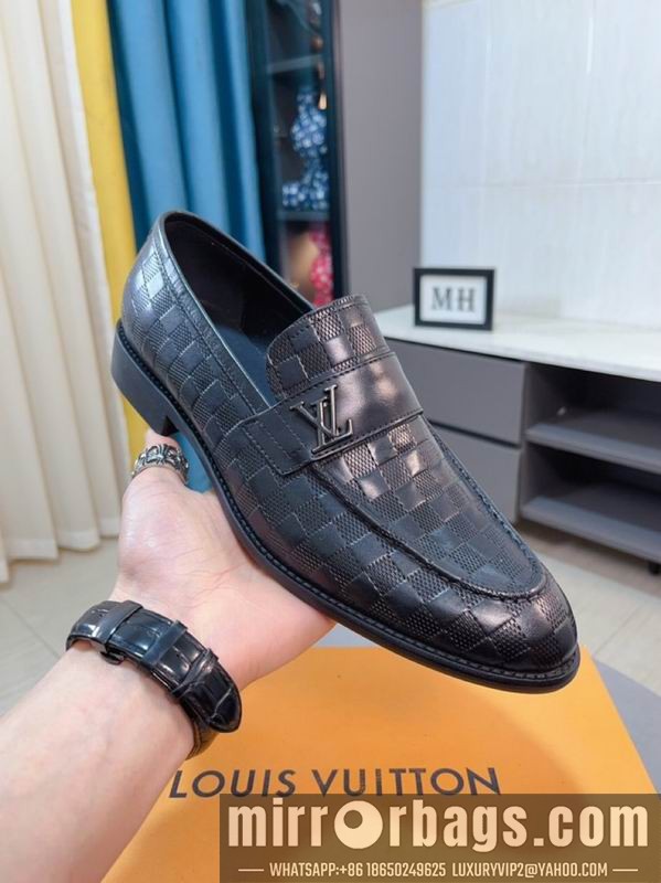 LV Replica Shoes LV sz38-44 mnf0135