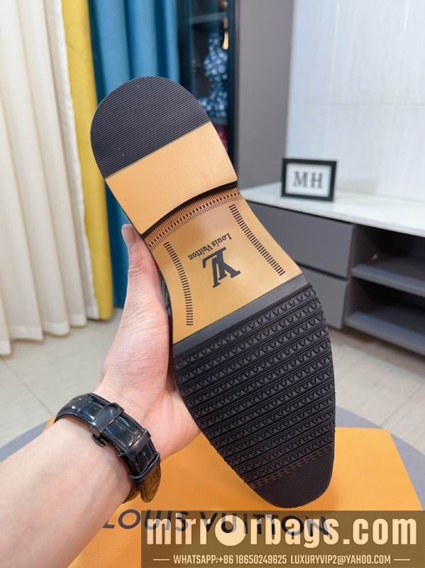 LV Replica Shoes LV sz38-44 mnf0308