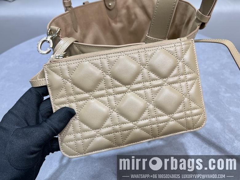 Dior Replica Bags 2821 28.5X19X21cm YG 6