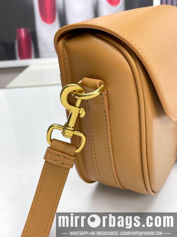 Dior Replica Bags M9319 22X17X6cm YG 4