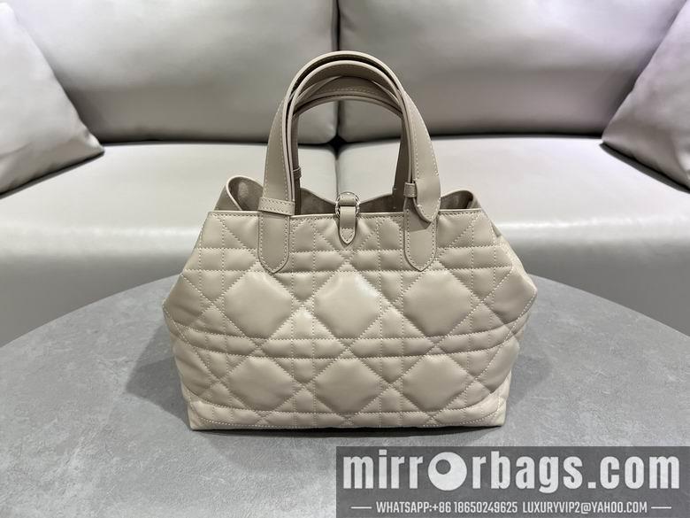 Dior Replica Bags 2821 28.5X19X21cm YG 2