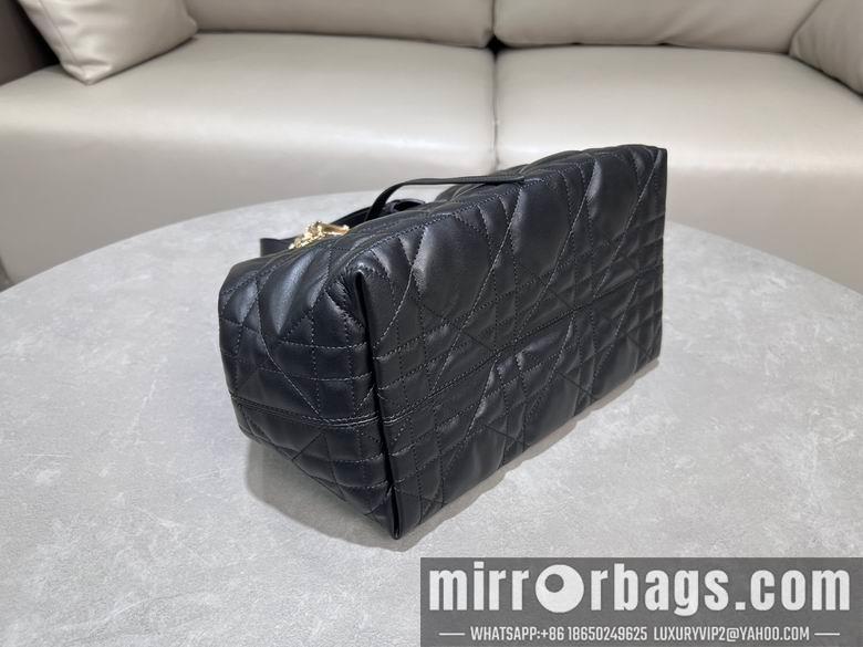 Dior Replica Bags 2821 28.5X19X21cm YG 4