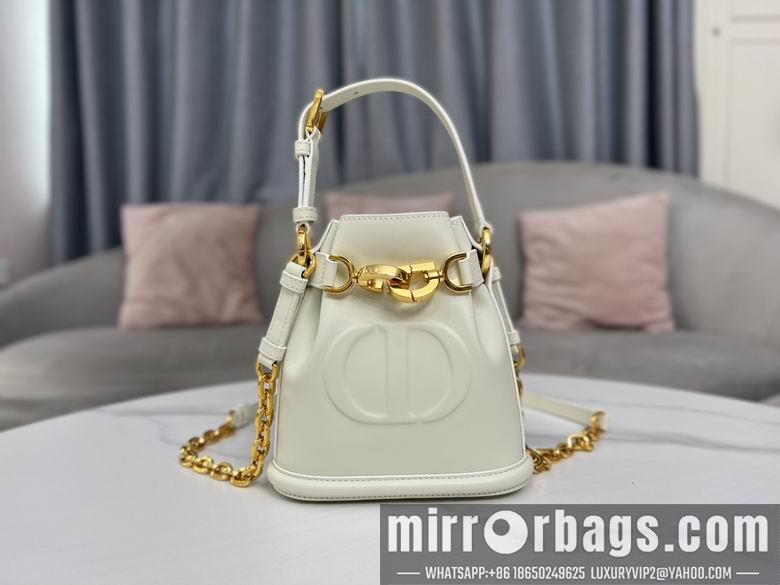 Dior Replica Bags 9279 17X7X18cm YG 3